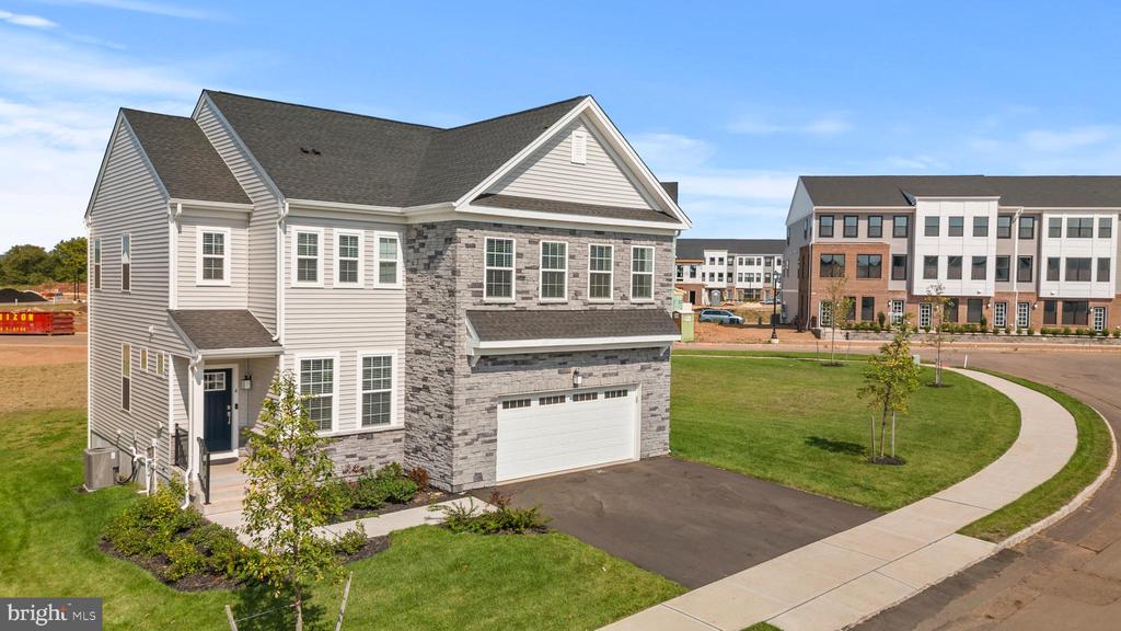 4 WILLIAM BOYER DRIVE