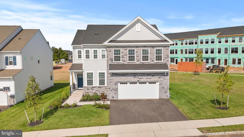 4 WILLIAM BOYER DRIVE