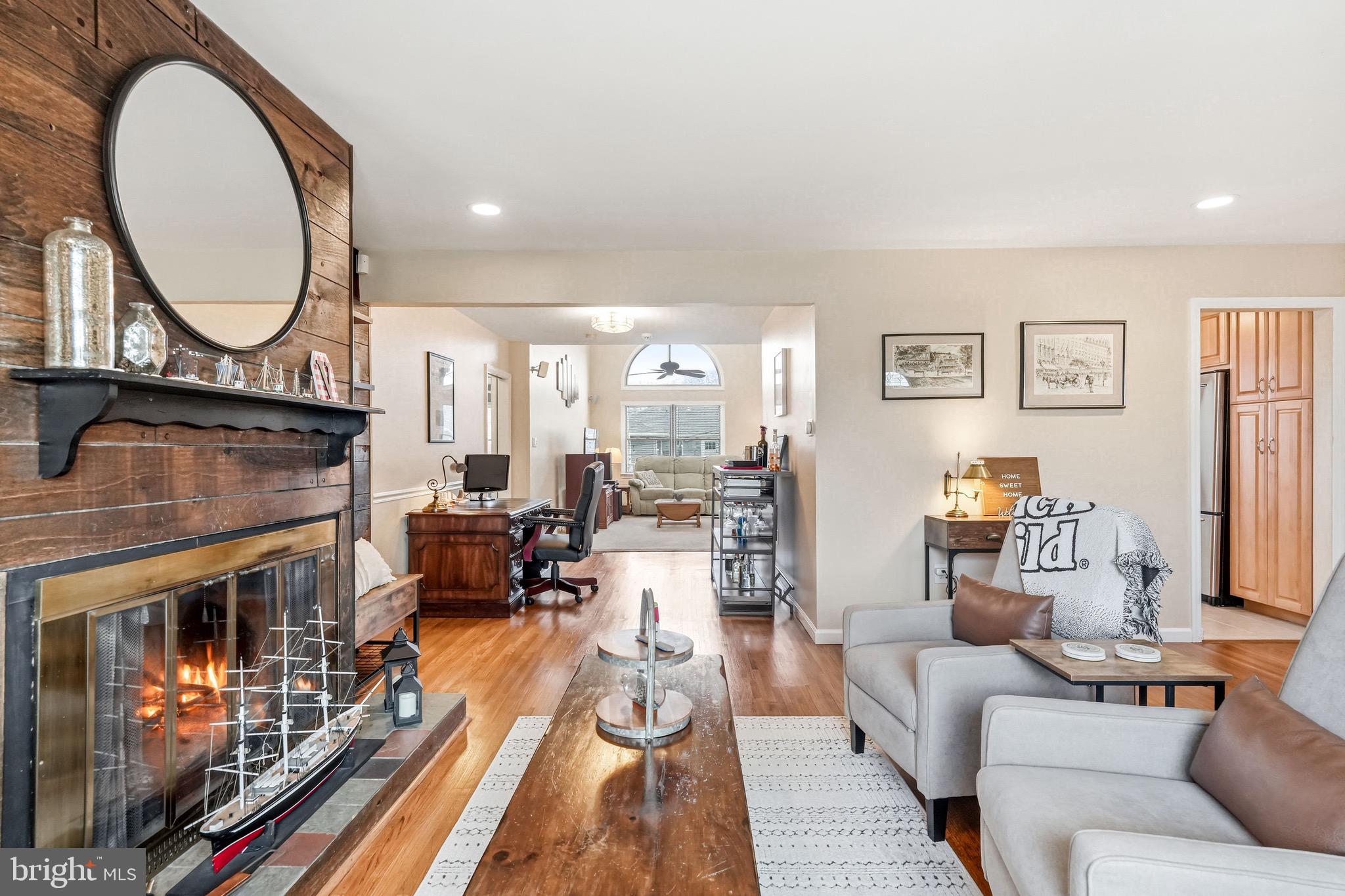 1038 ESTATES BOULEVARD