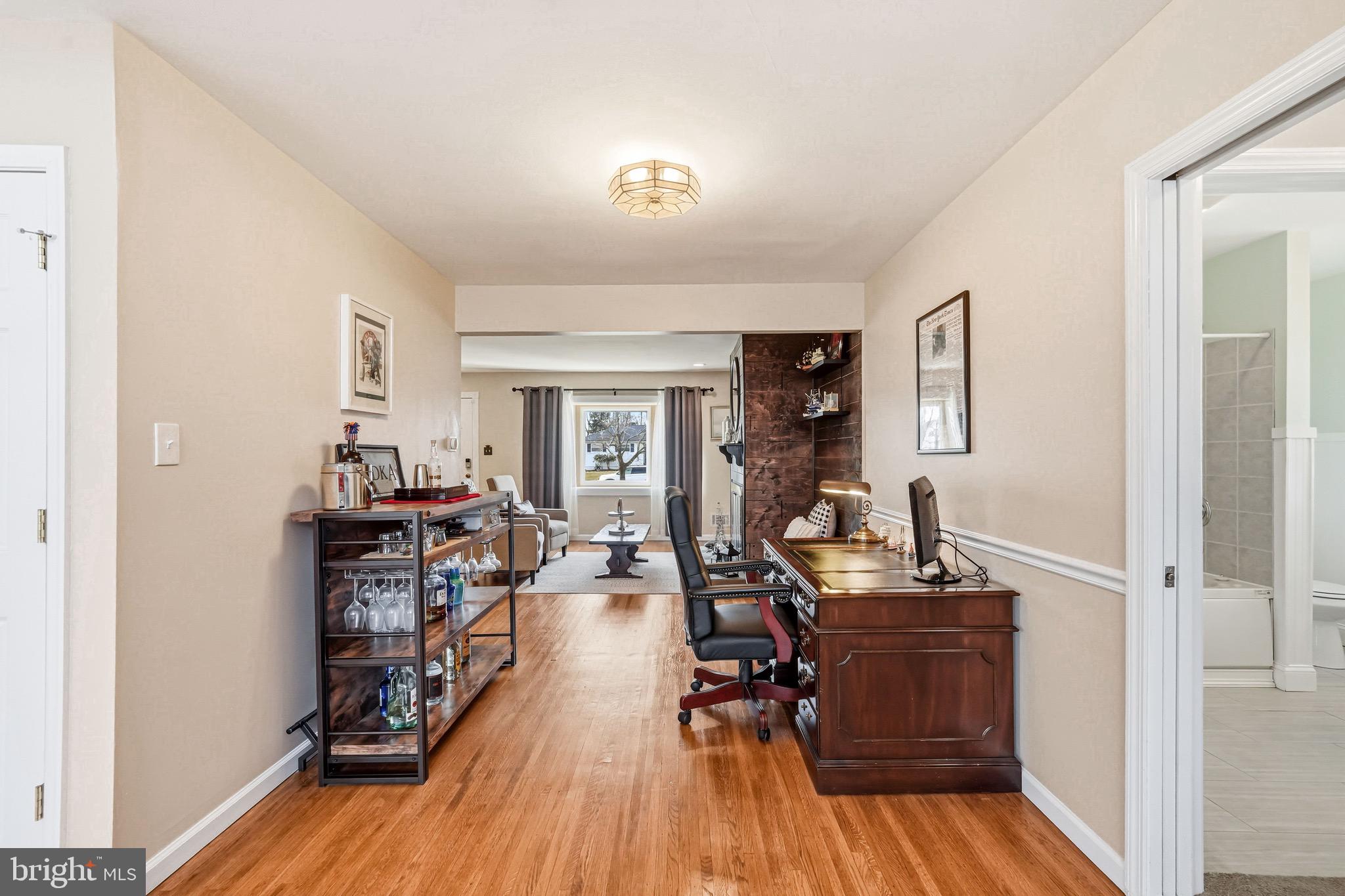 1038 ESTATES BOULEVARD