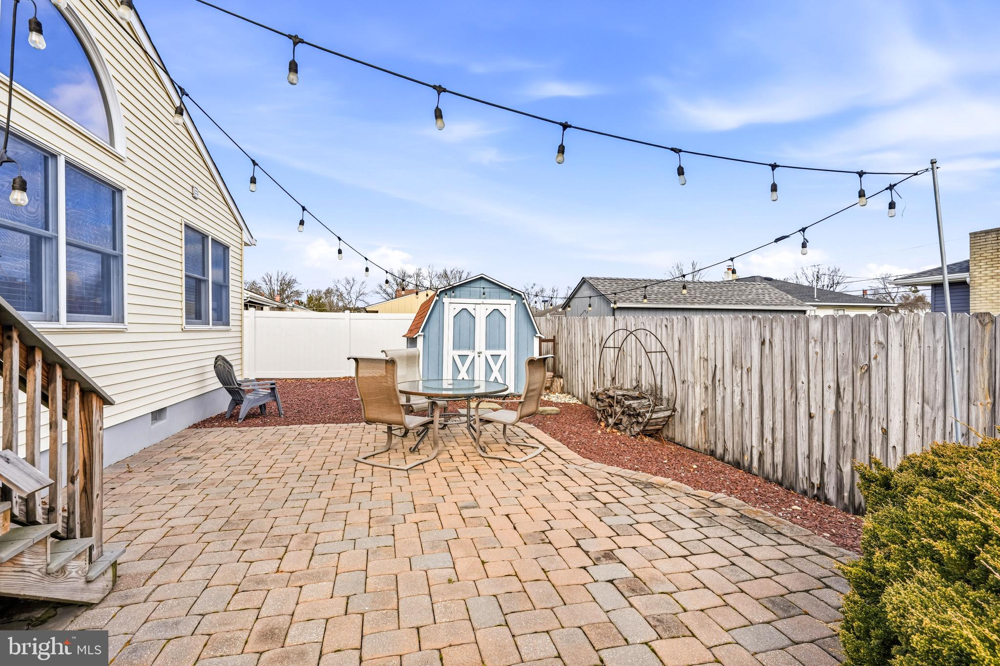 1038 ESTATES BOULEVARD