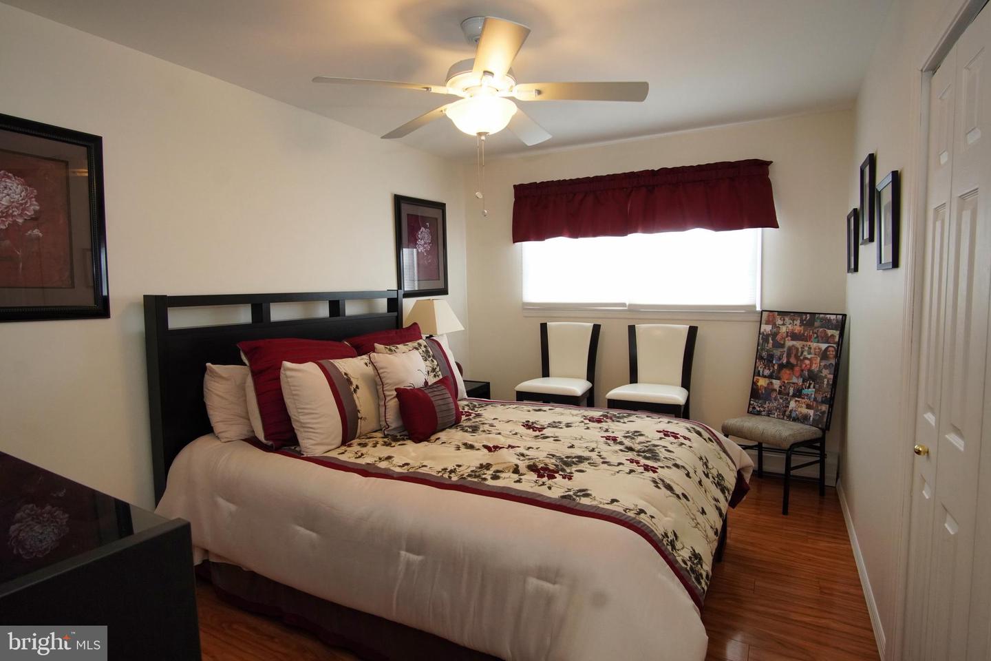 107 E Shrewsbury Dr