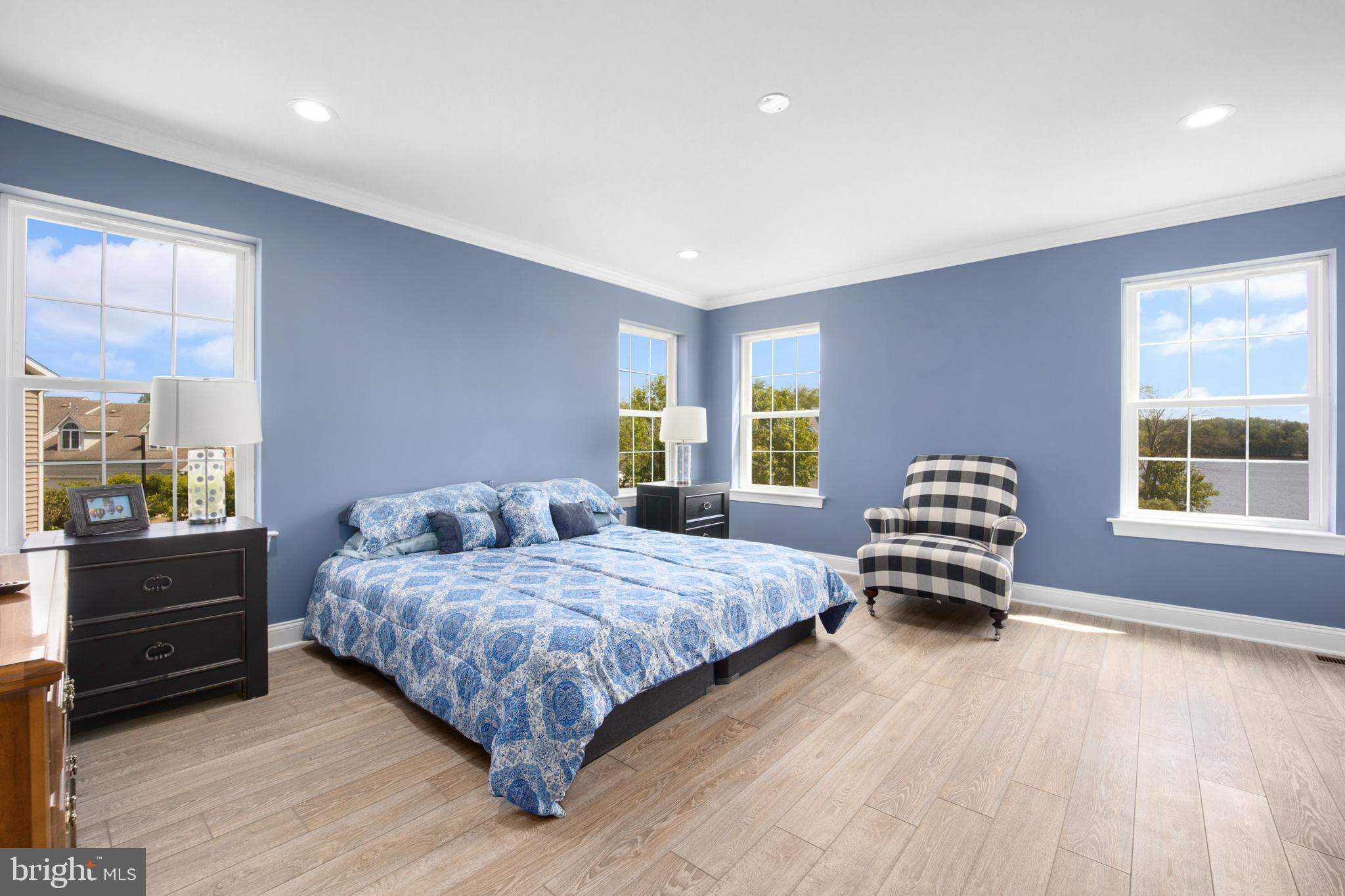 16735 River View Circle