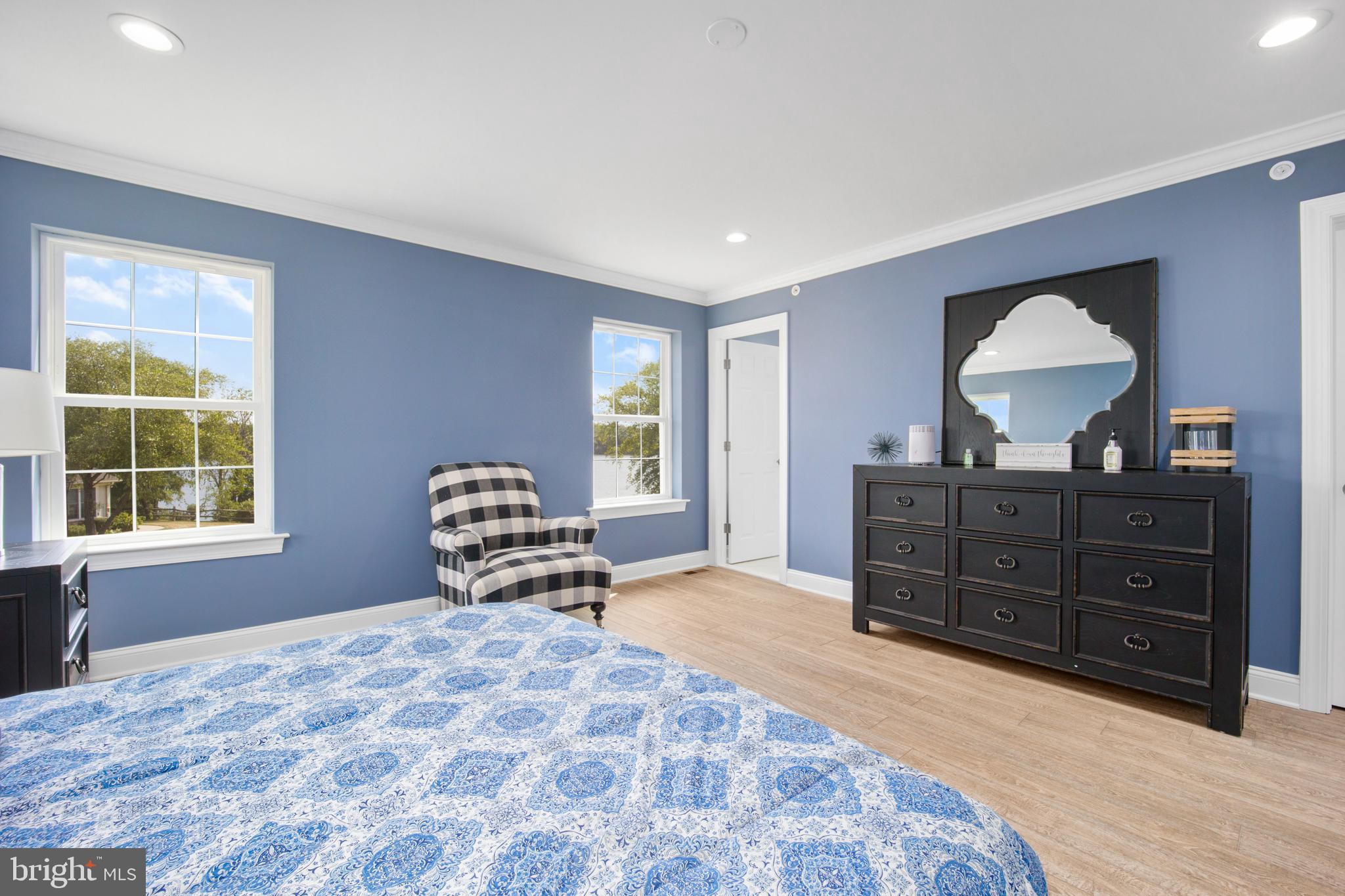 16735 River View Circle