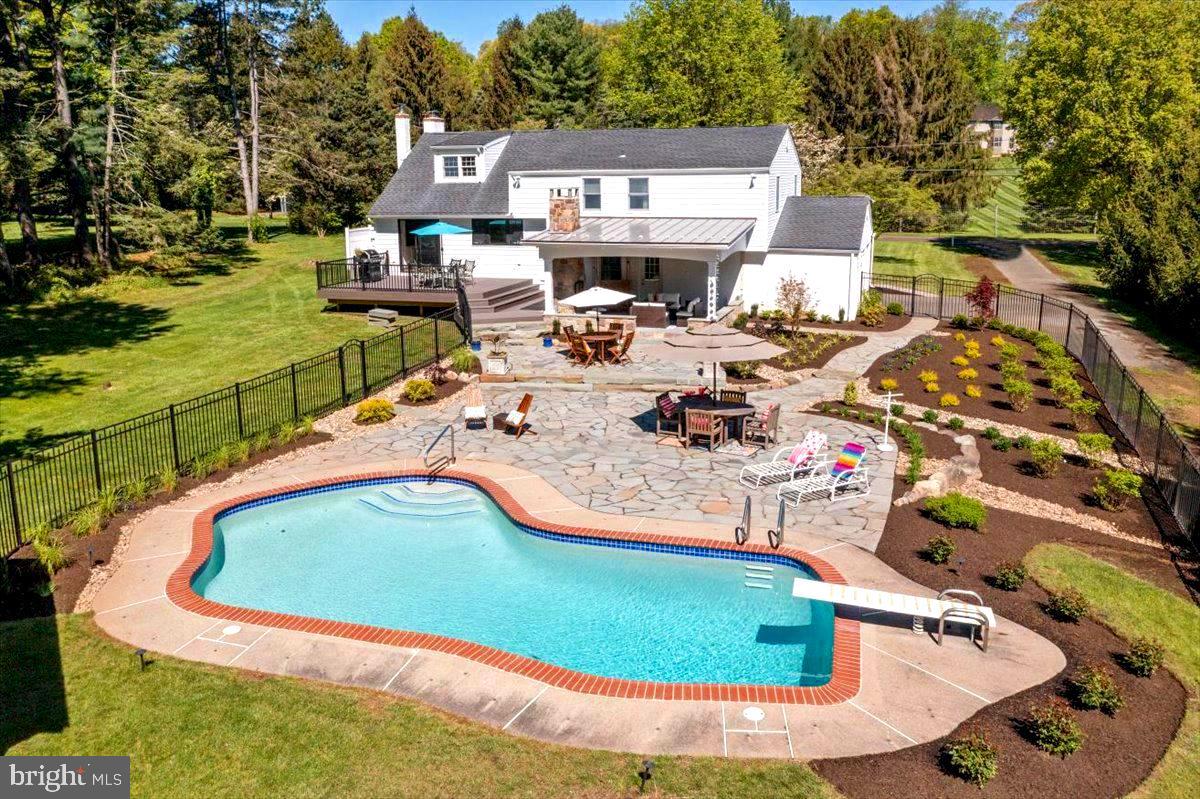 6714 Upper York Rd