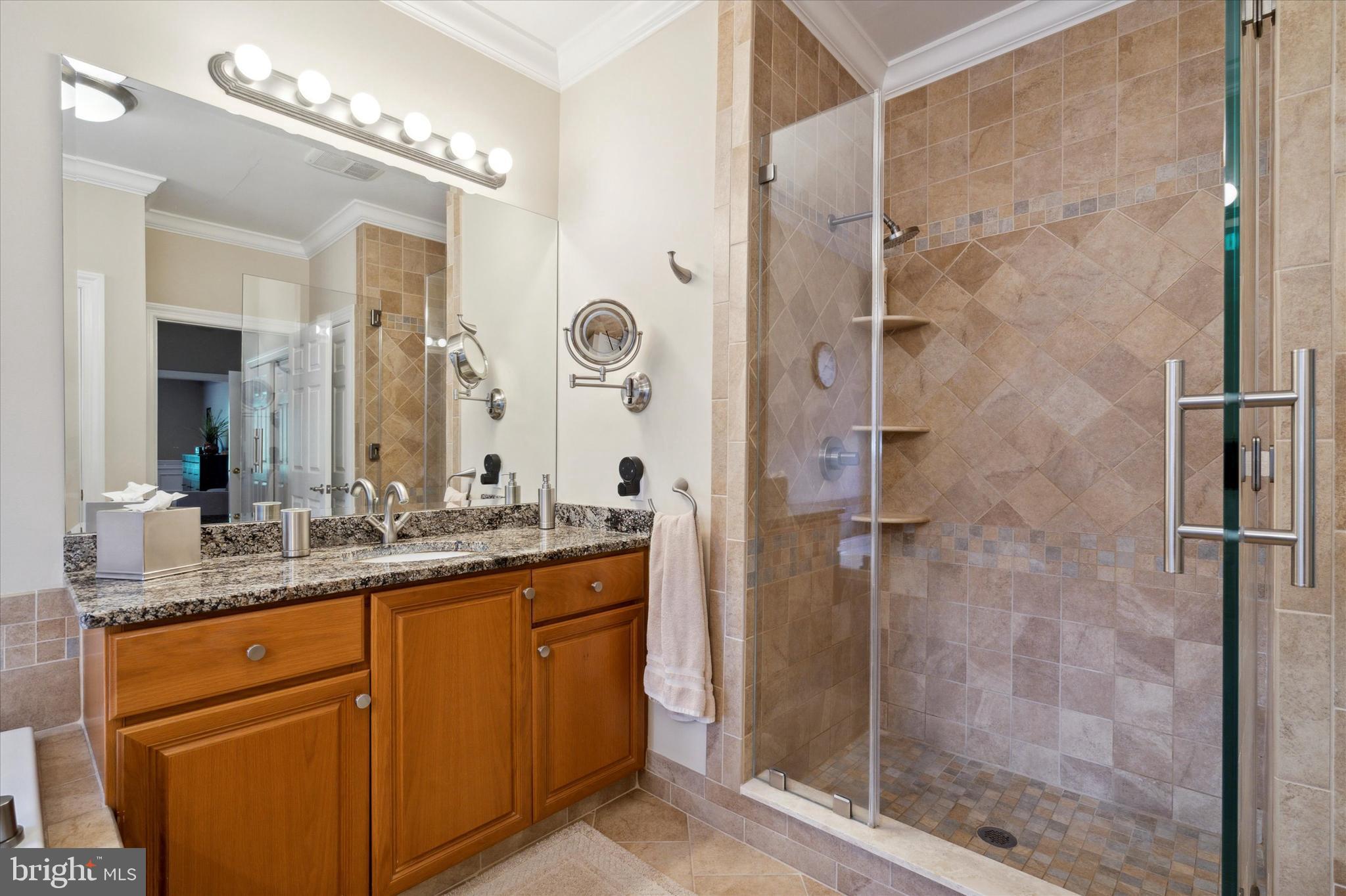 149 Silvertail Ln