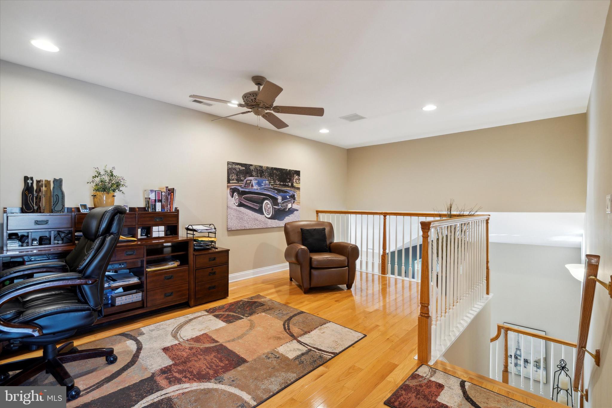149 Silvertail Ln