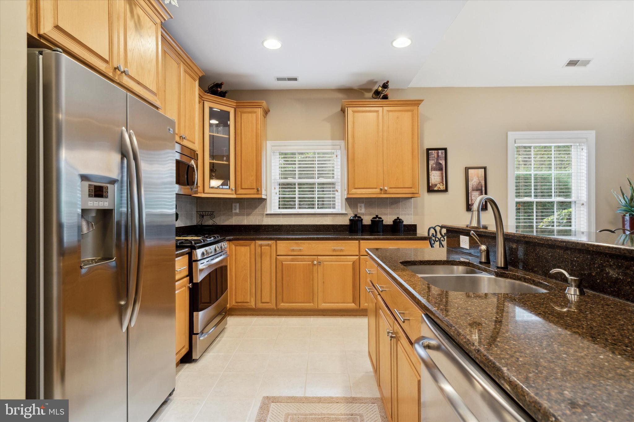 149 Silvertail Ln