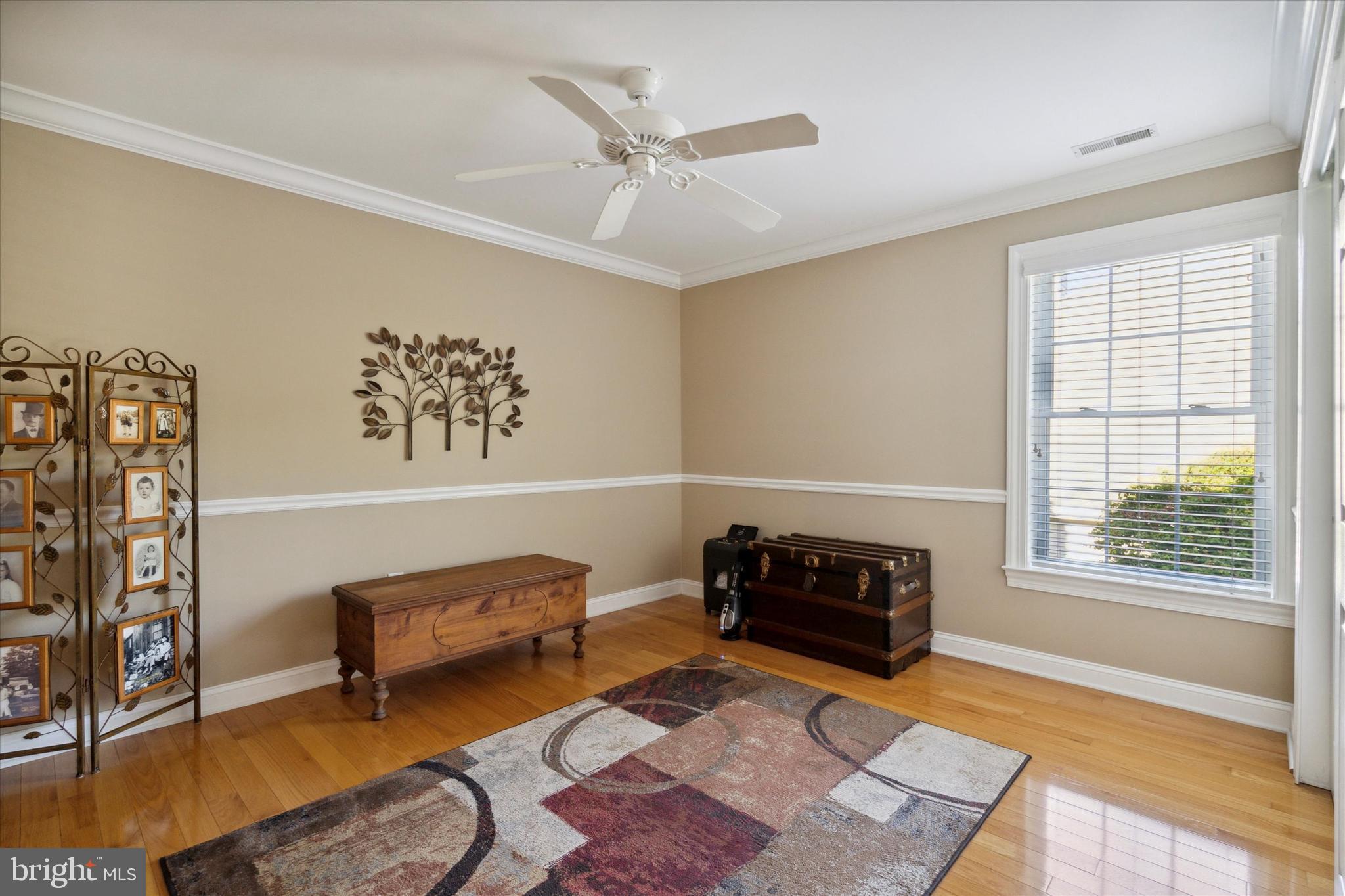 149 Silvertail Ln