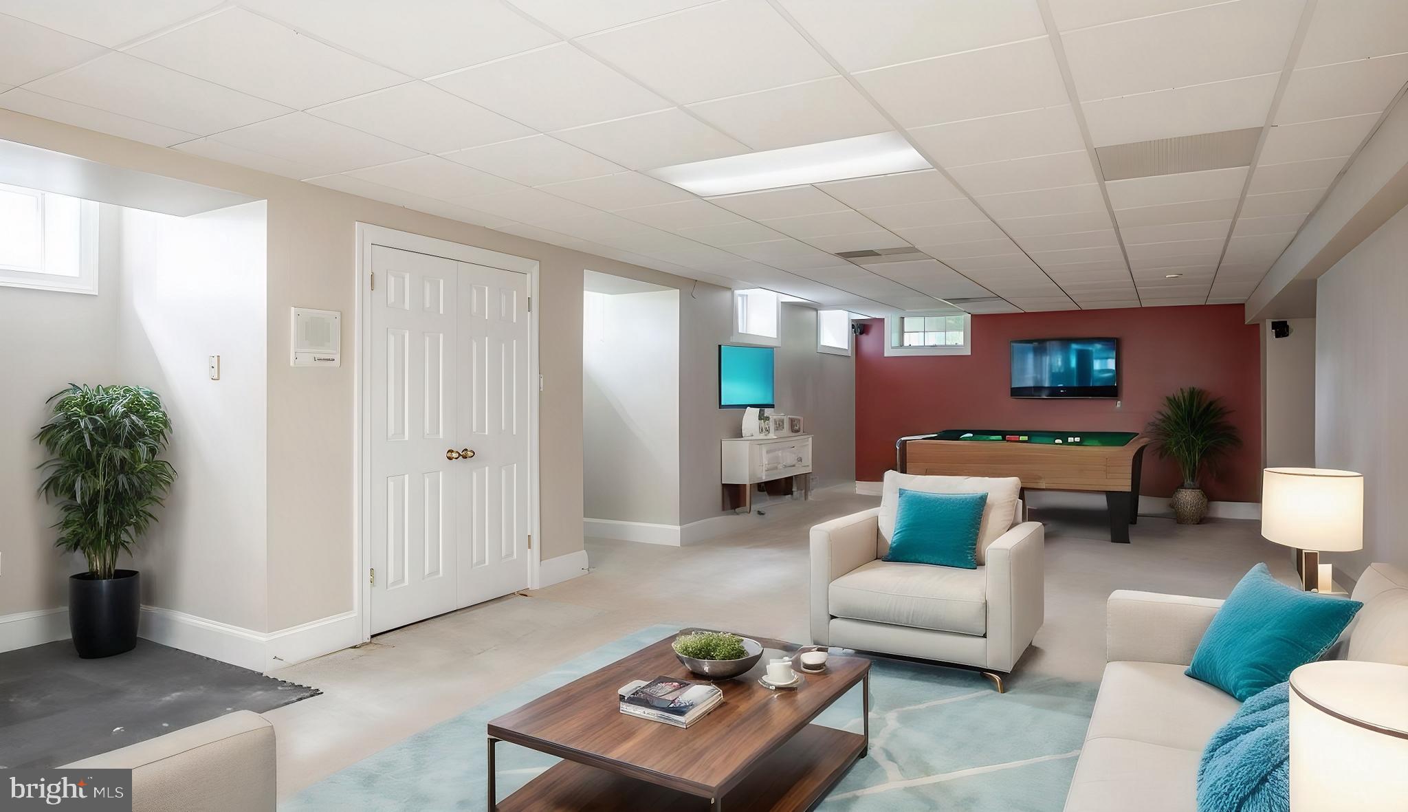 4 Bayshore Dr