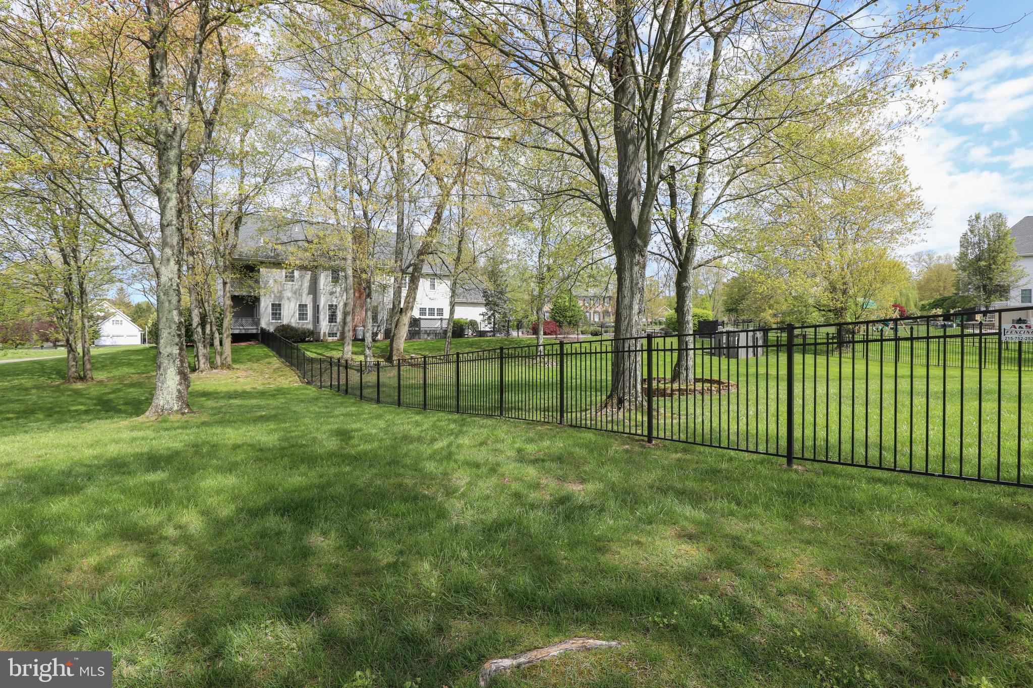 4 Bayshore Dr