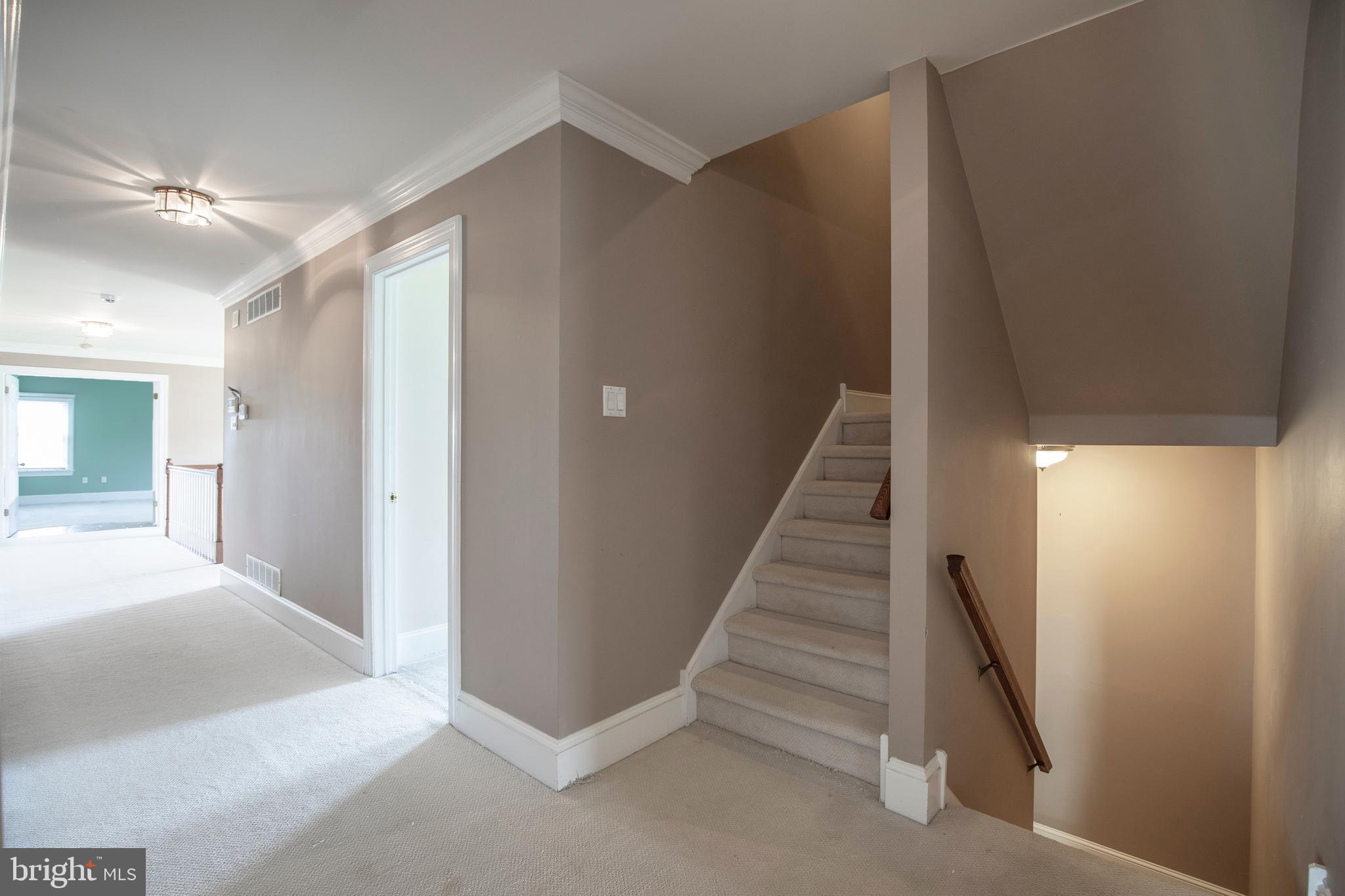 4 Bayshore Dr
