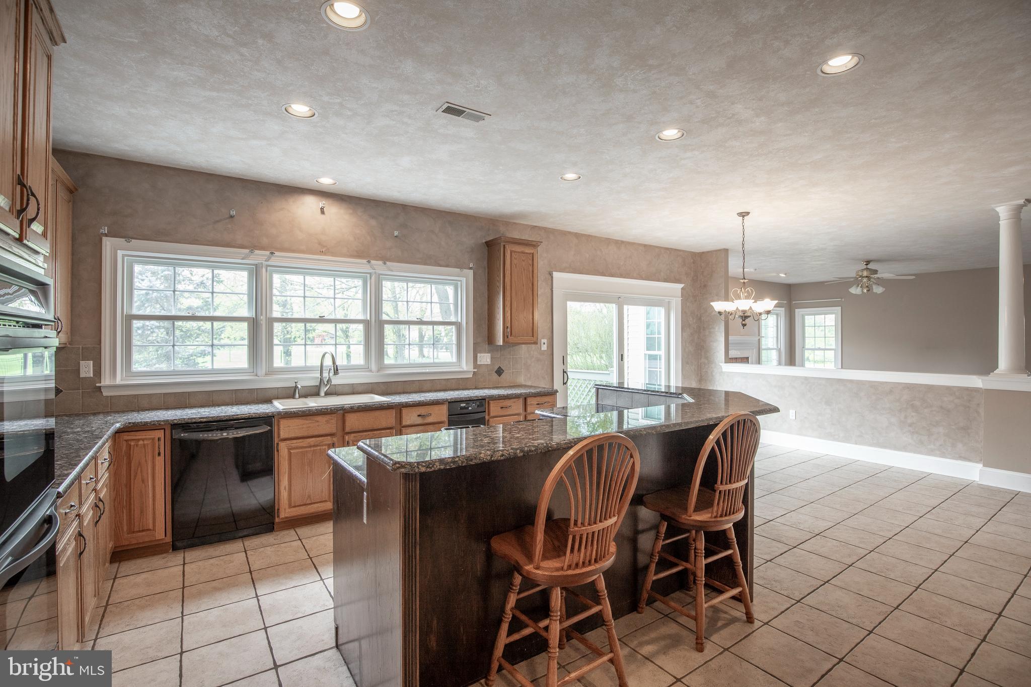 4 Bayshore Dr
