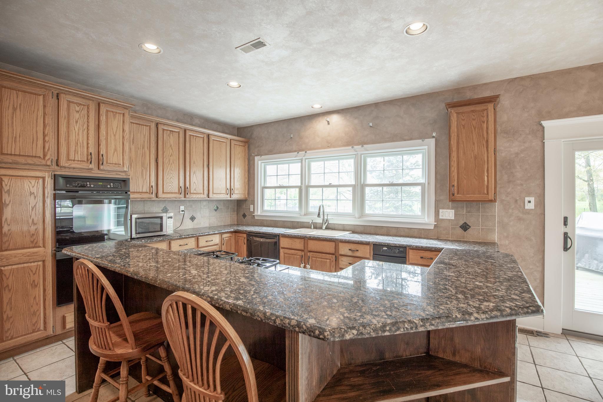 4 Bayshore Dr