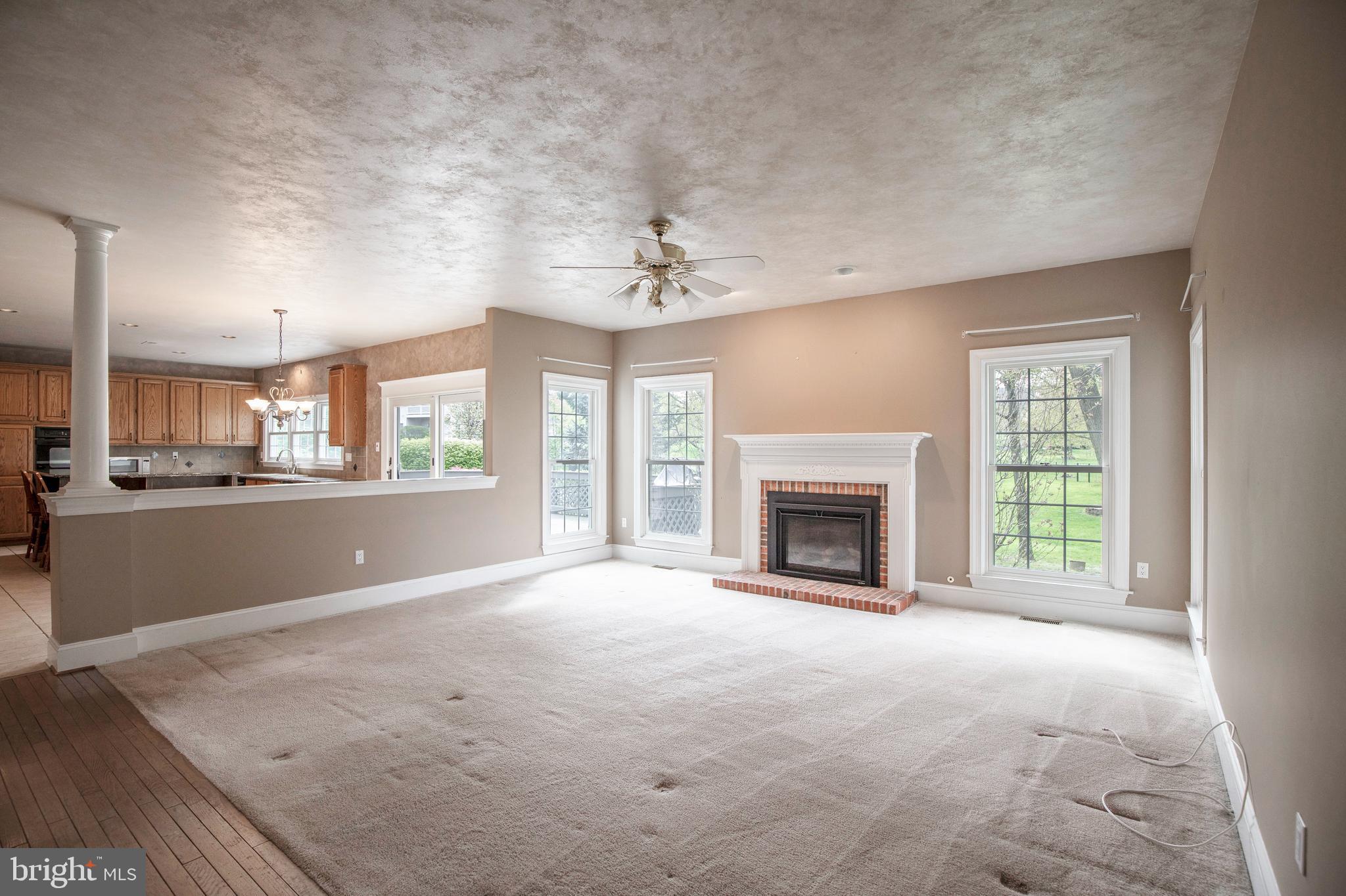 4 Bayshore Dr