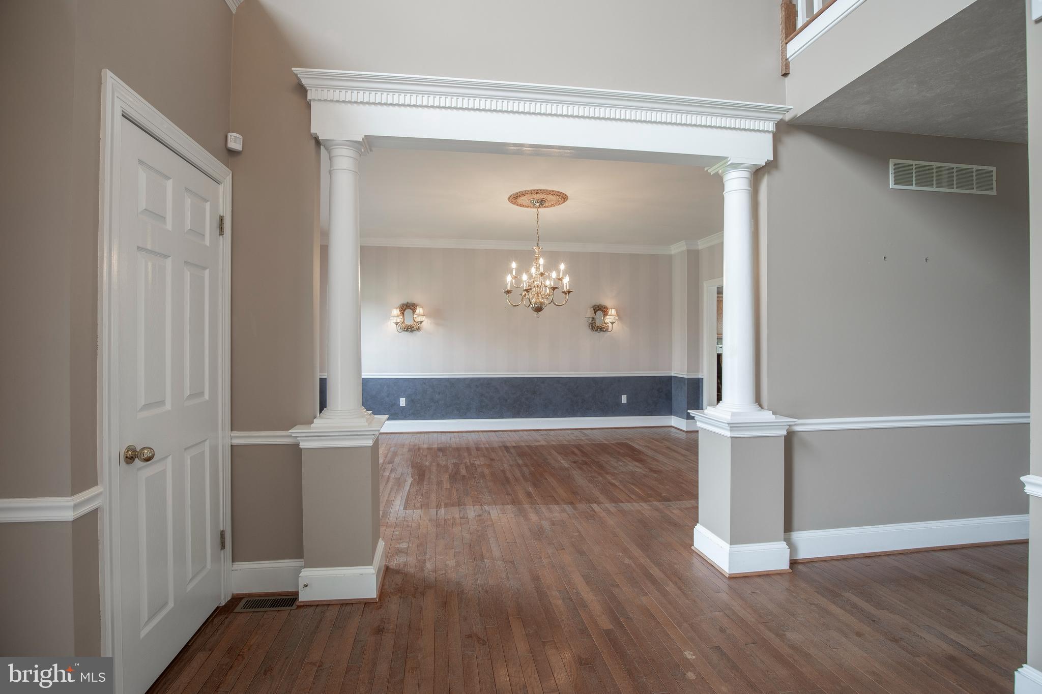 4 Bayshore Dr