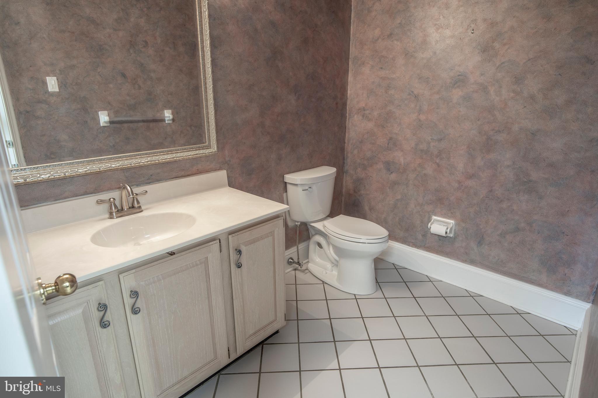 4 Bayshore Dr