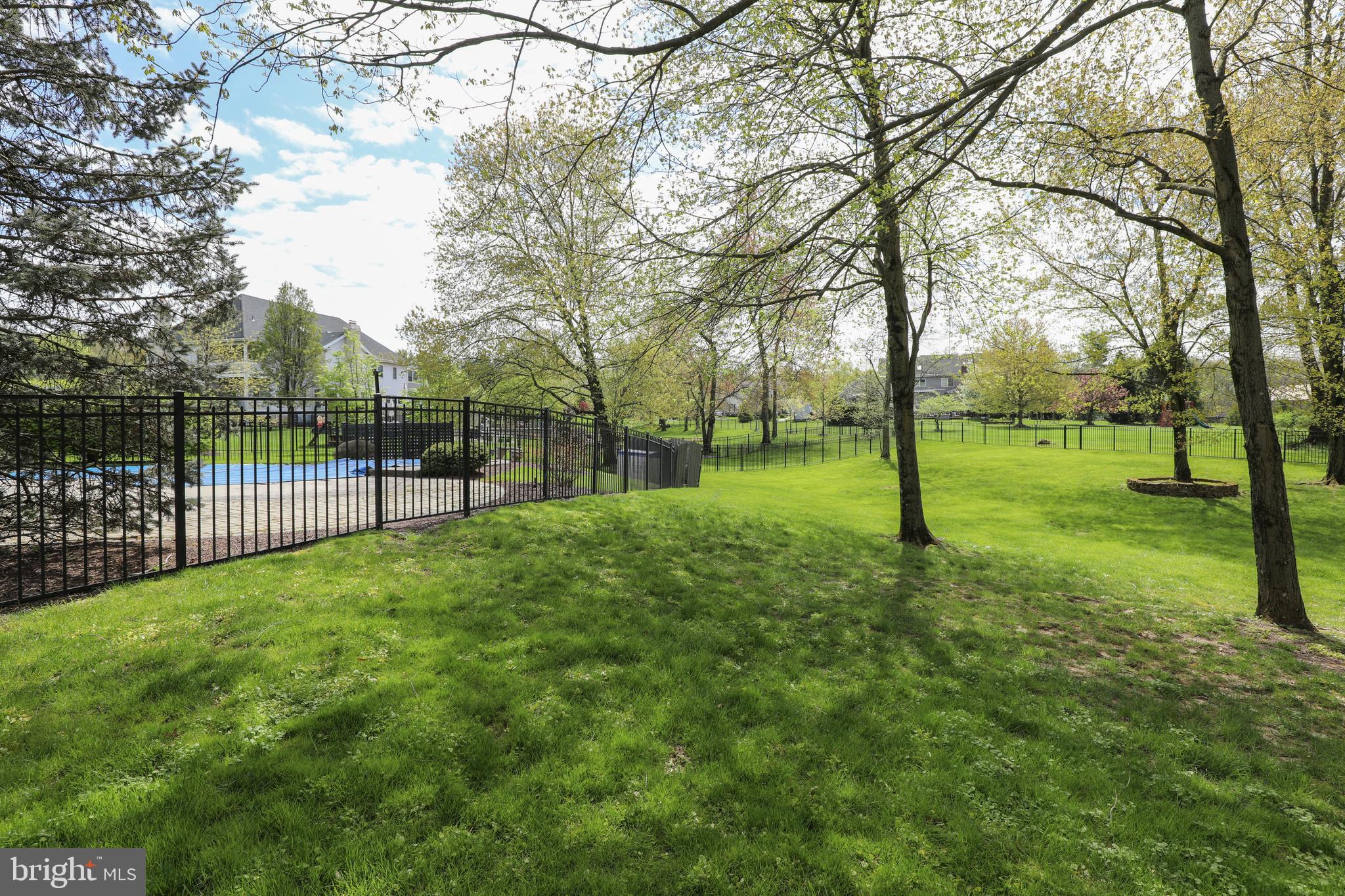 4 Bayshore Dr