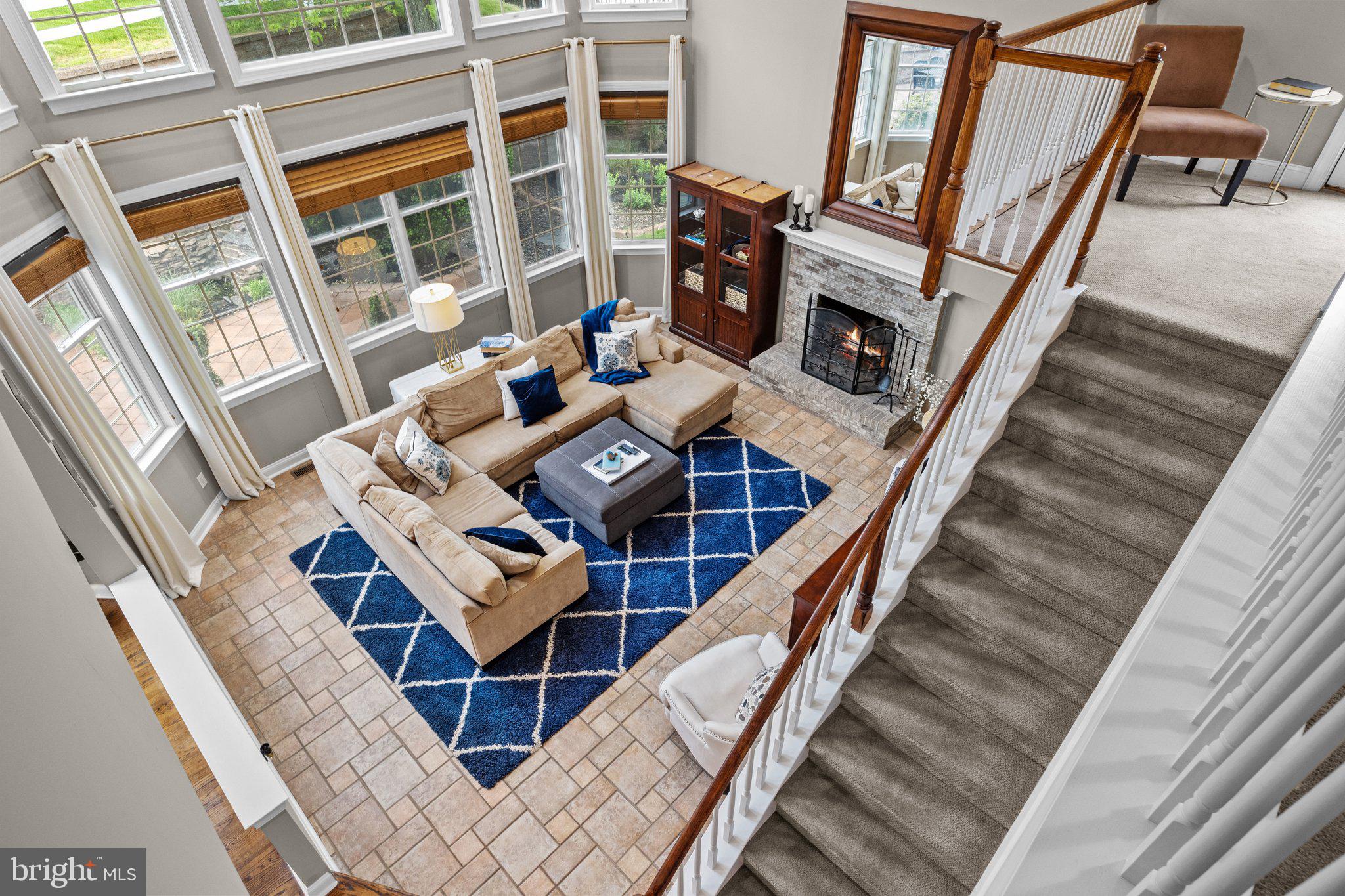 384 Ridge Ave
