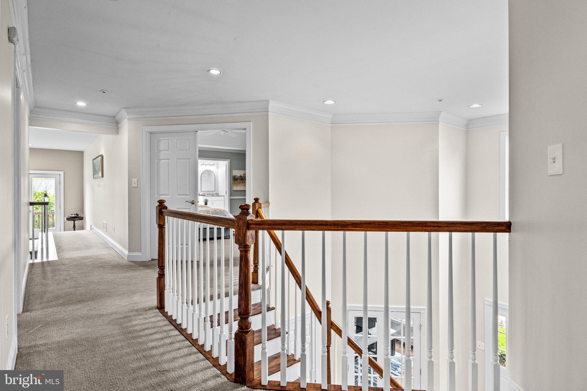 384 Ridge Ave