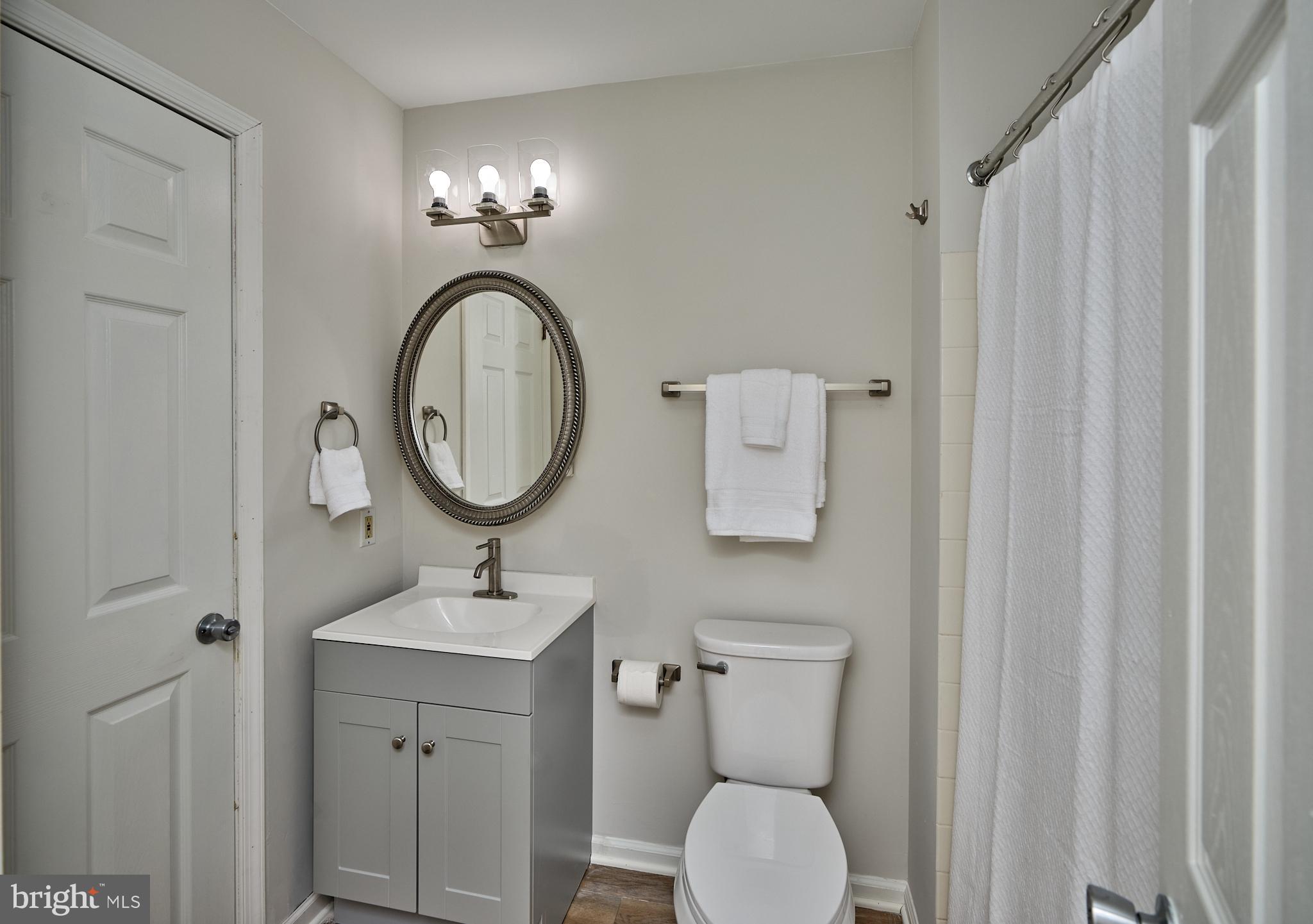 5515 Rinker Cir #350