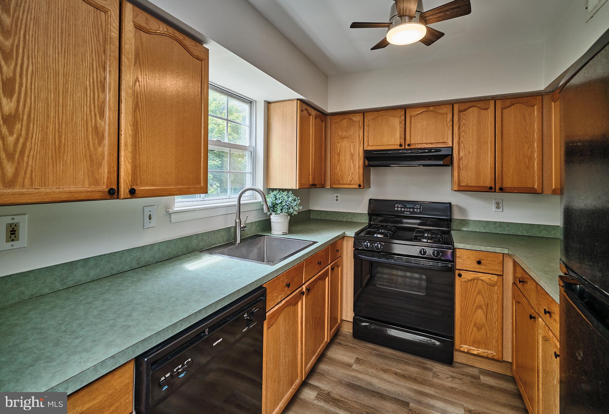 5515 Rinker Cir #350