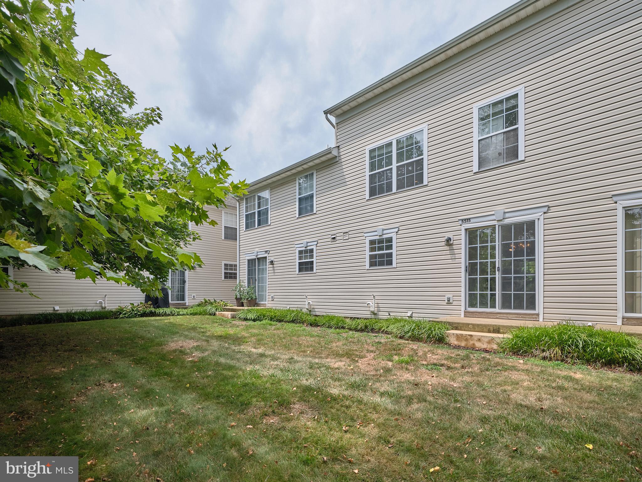 5515 Rinker Cir #350