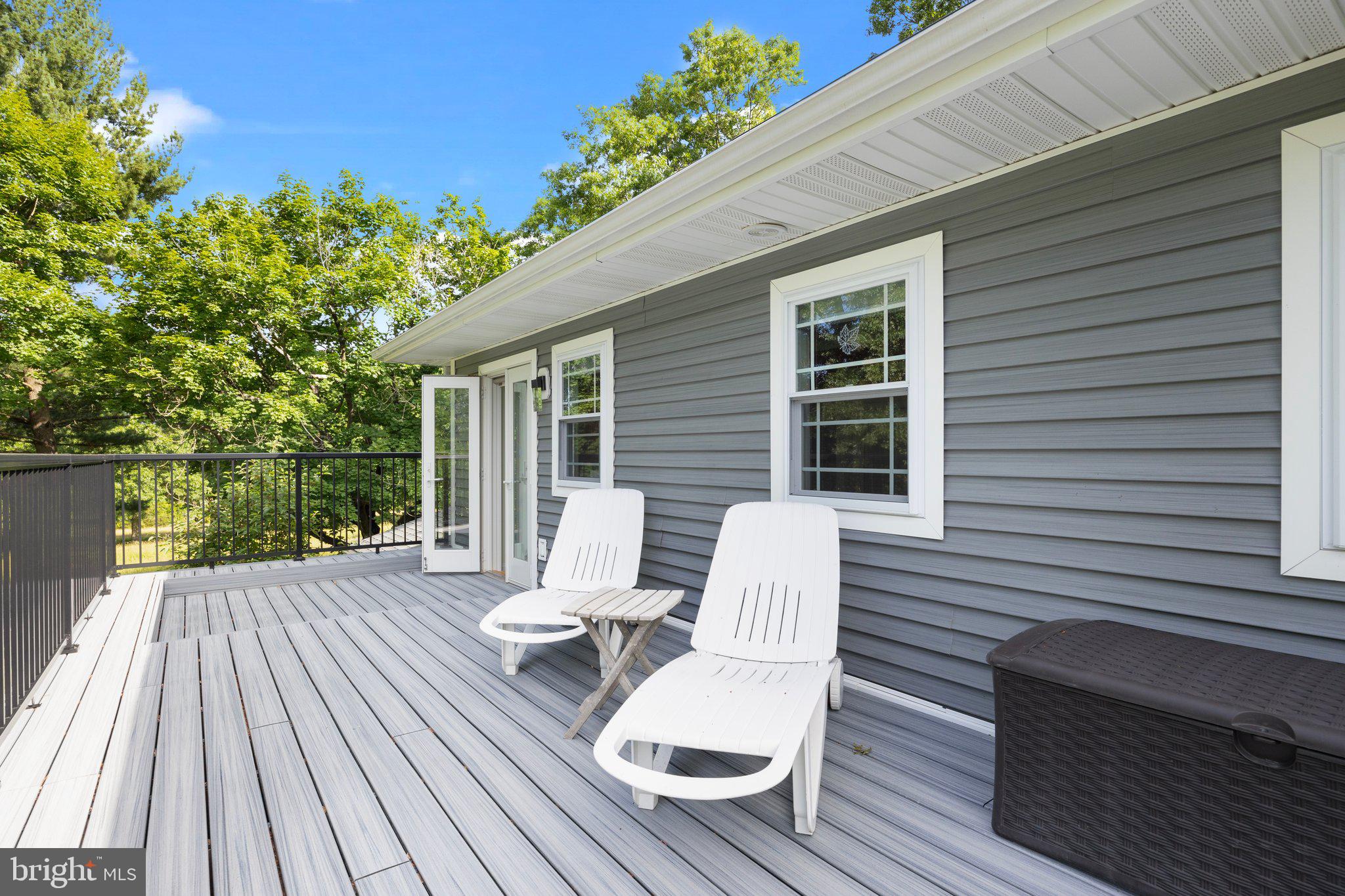 6176 Pidcock Creek Rd