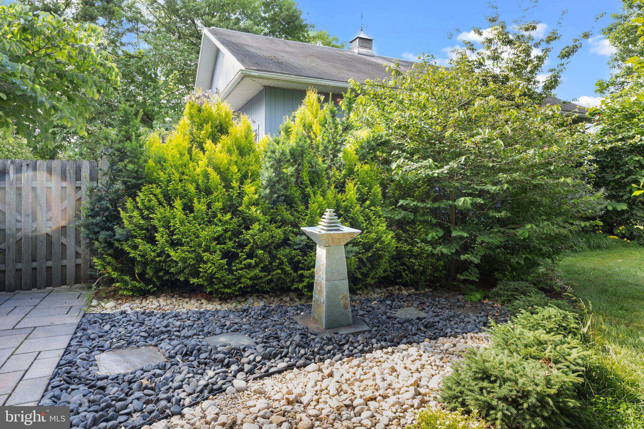 6176 Pidcock Creek Rd