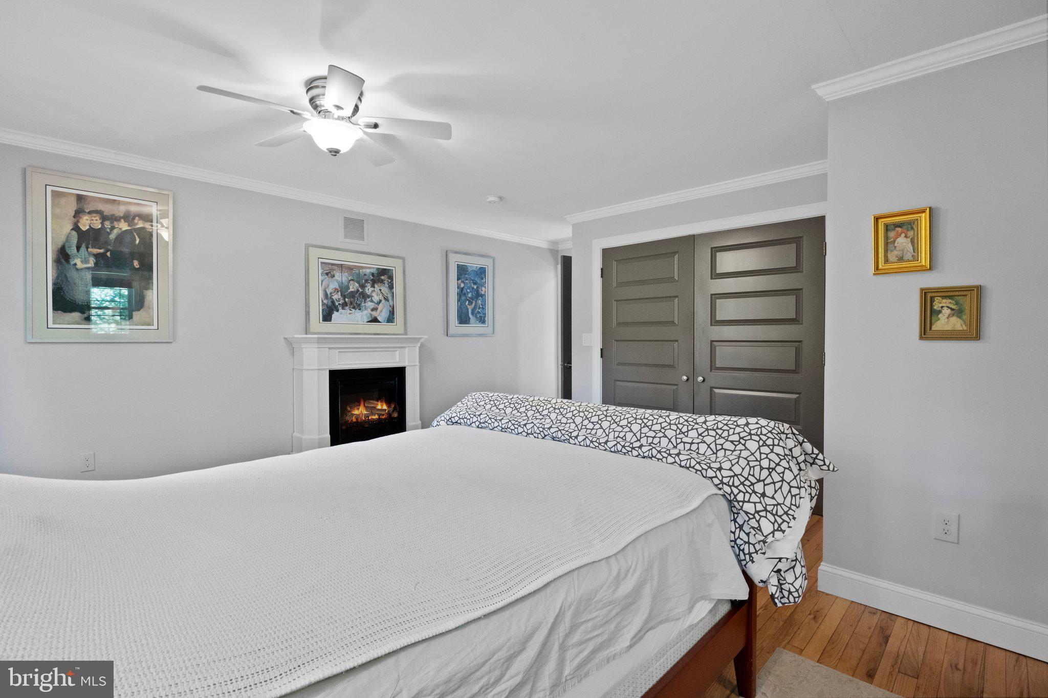 6176 Pidcock Creek Rd