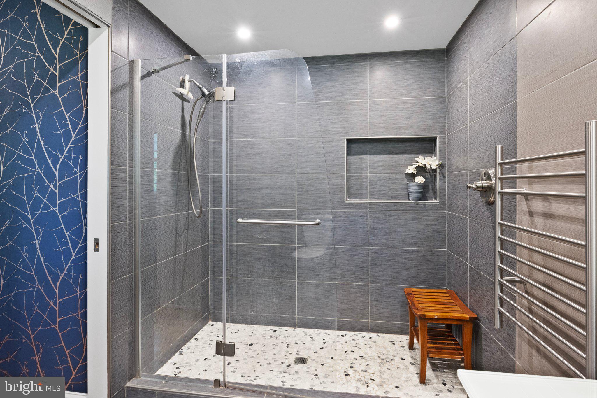 6176 Pidcock Creek Rd