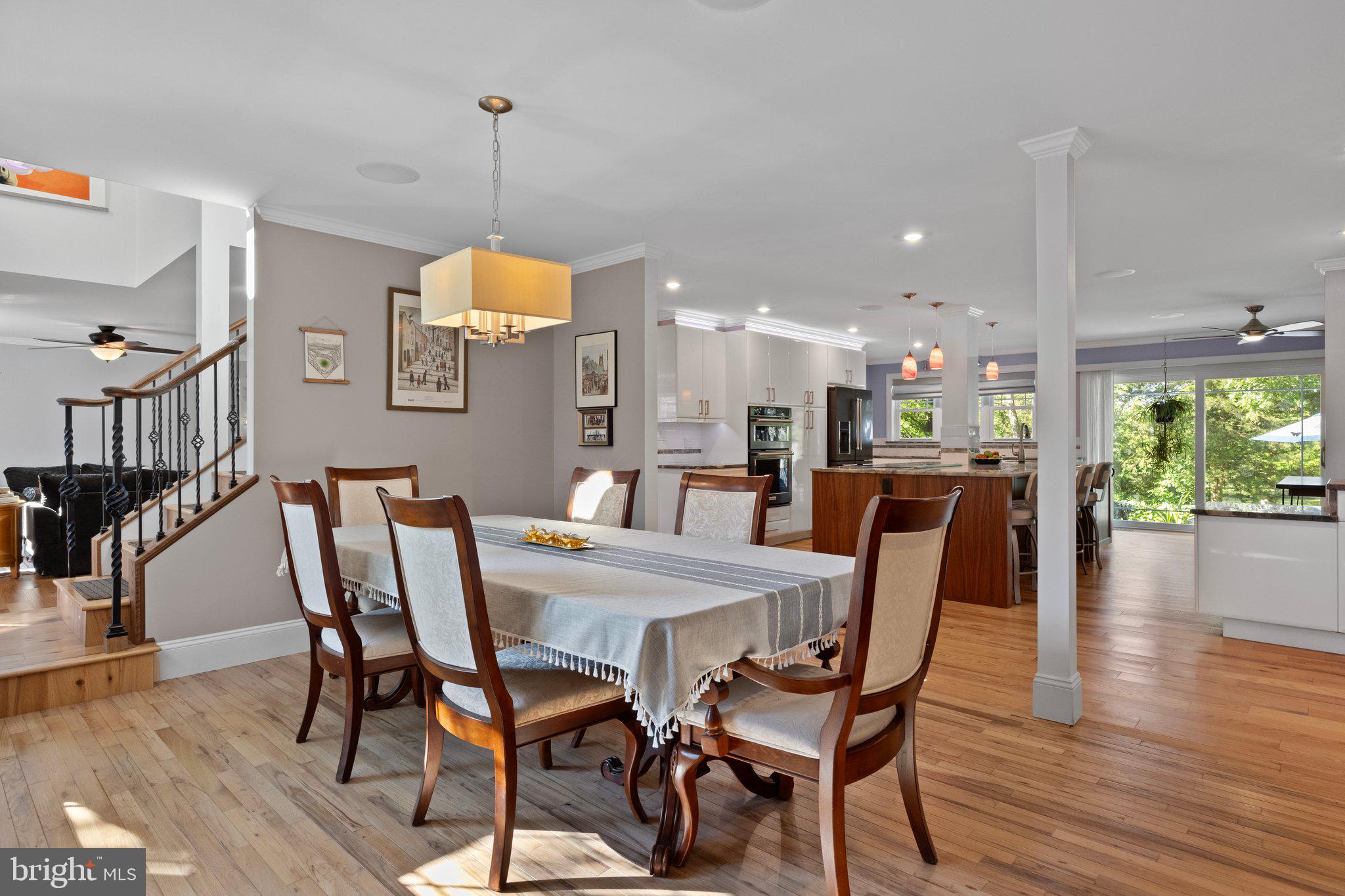 6176 Pidcock Creek Rd