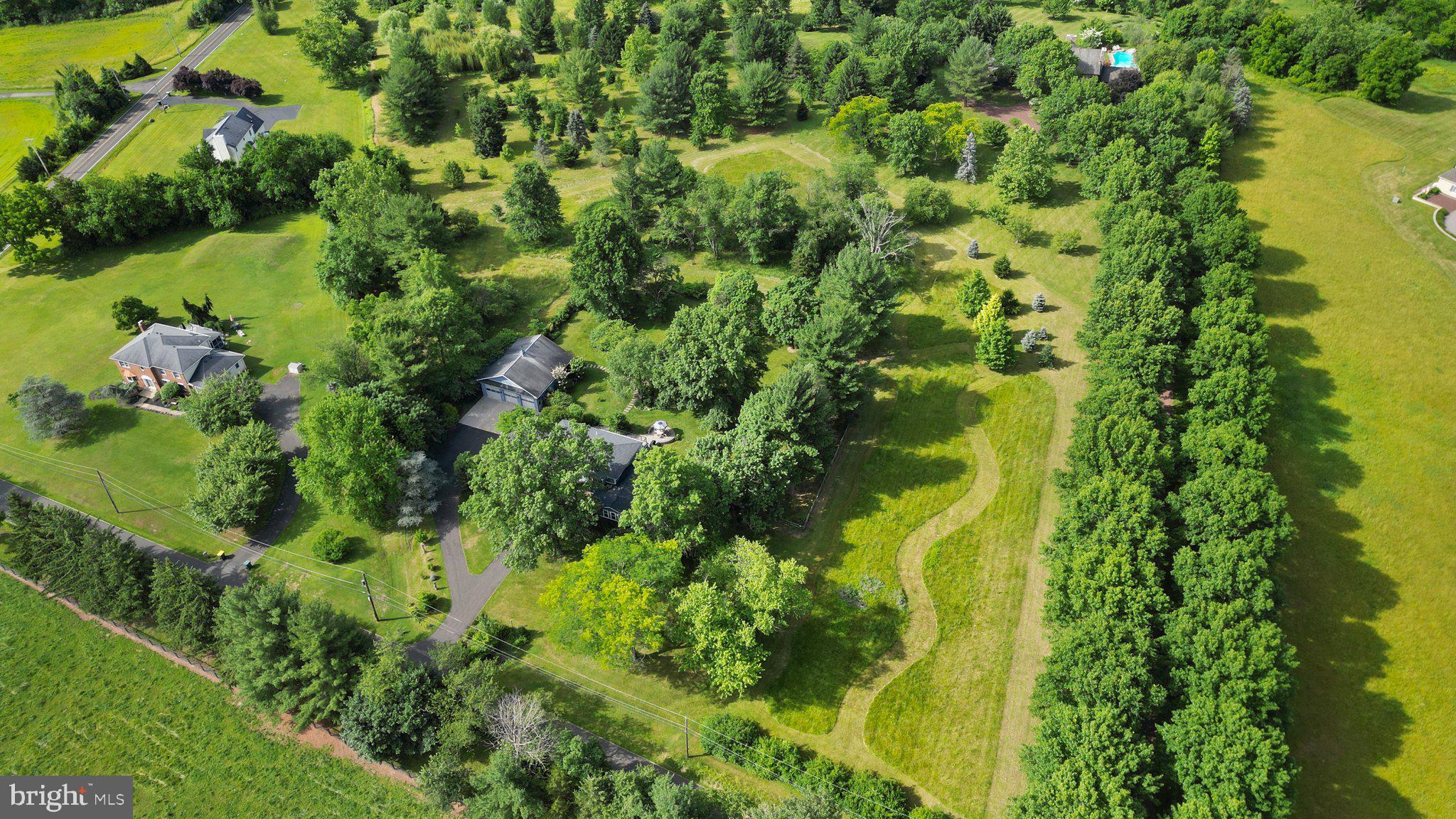 6176 Pidcock Creek Rd