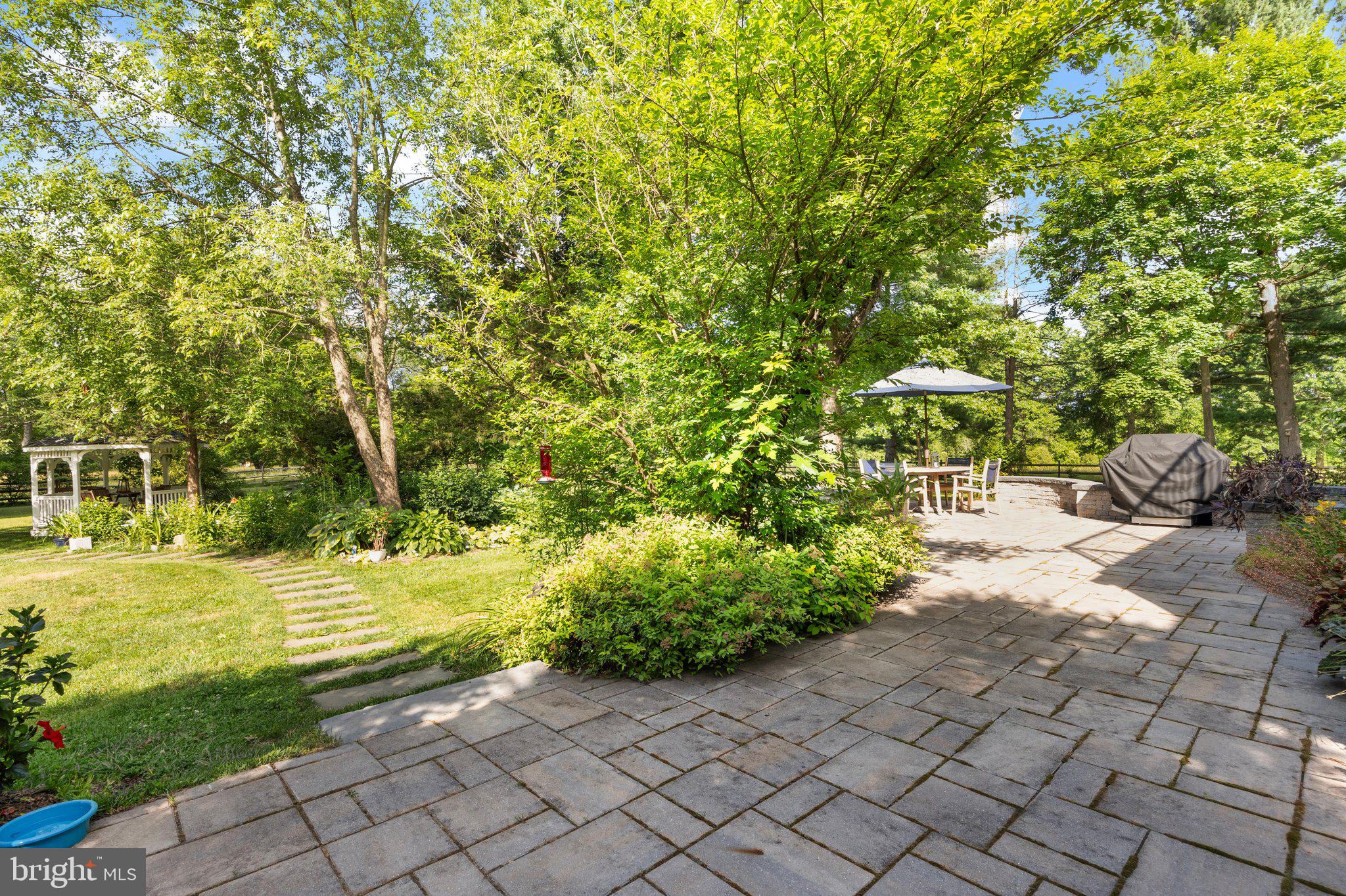 6176 Pidcock Creek Rd