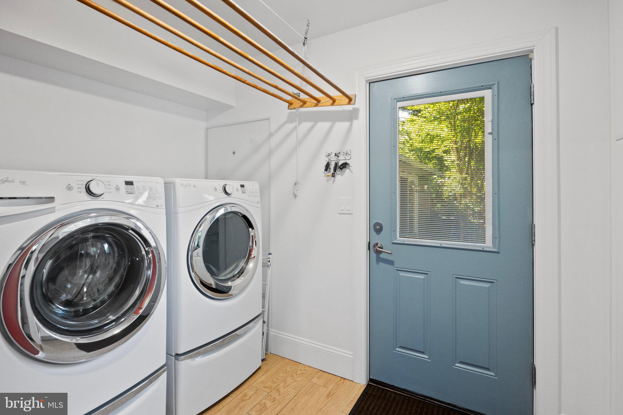 6176 Pidcock Creek Rd