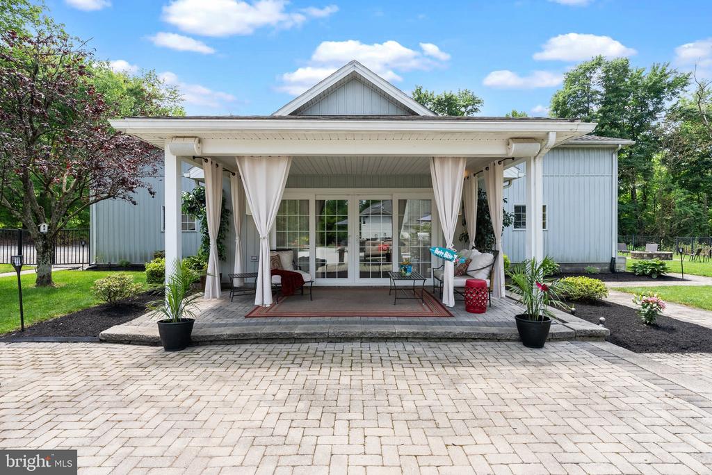 50 Twining Rd