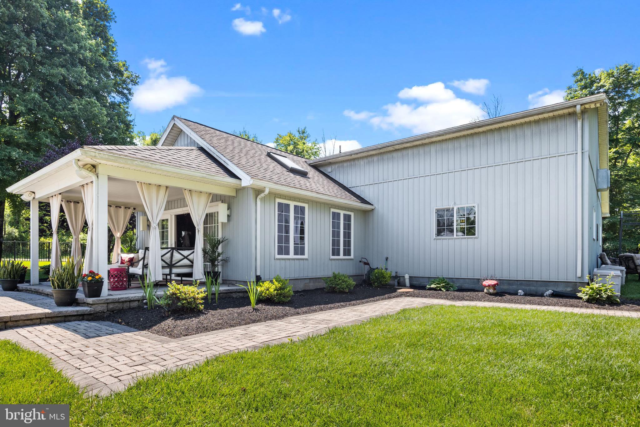 50 Twining Rd
