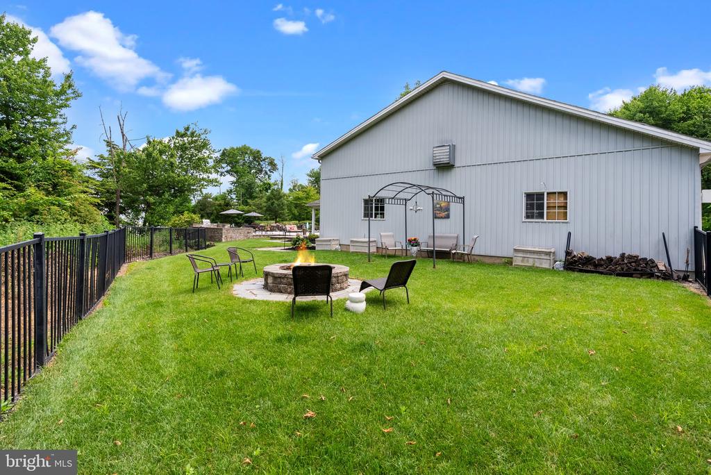 50 Twining Rd