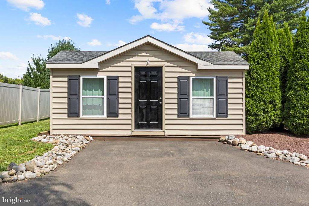 4853 BERGSTROM ROAD