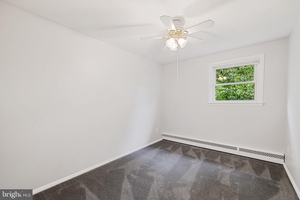 1 Serene Ln