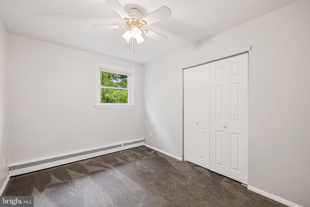 1 Serene Ln