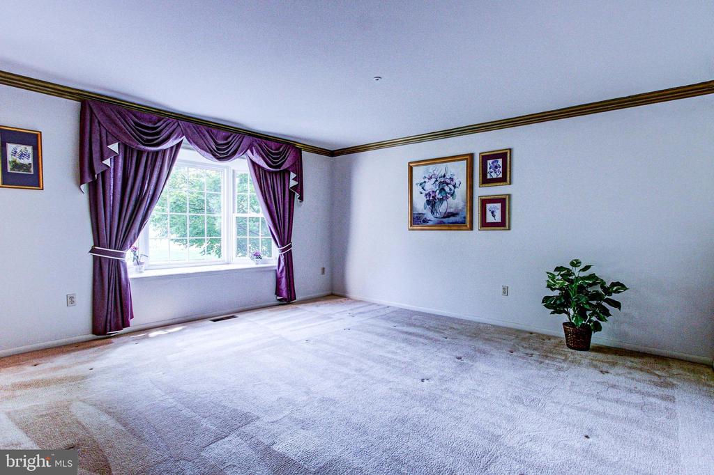 104 BILLINGSLEY DRIVE