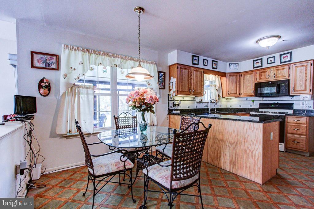 104 BILLINGSLEY DRIVE