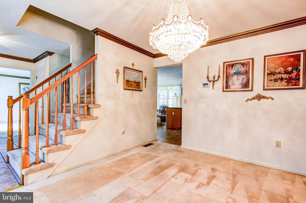 104 BILLINGSLEY DRIVE