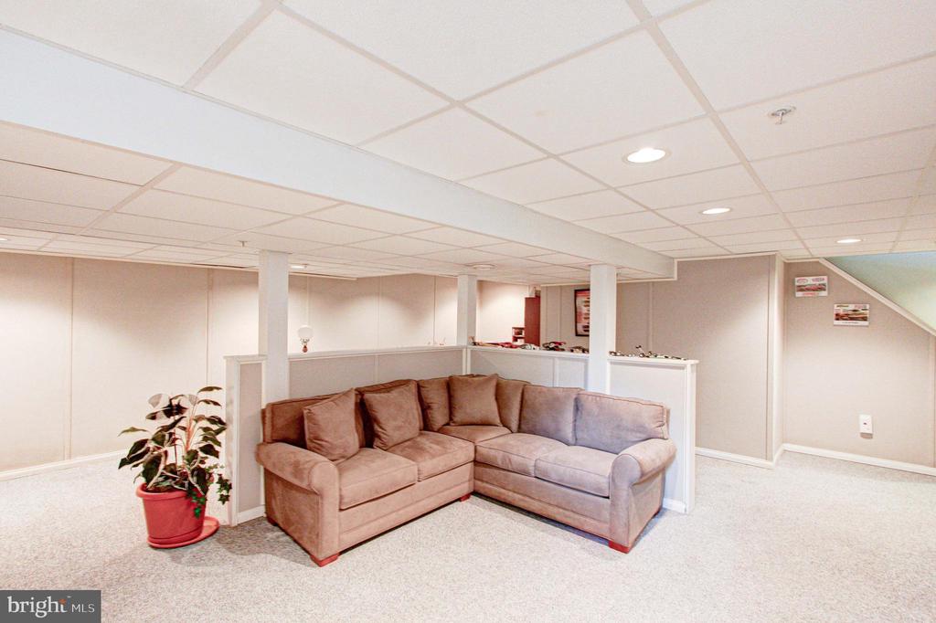 104 BILLINGSLEY DRIVE