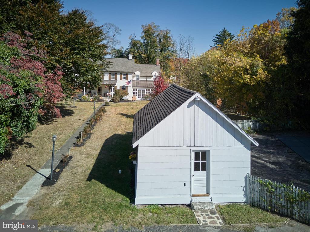 1321 SPENCER ROAD