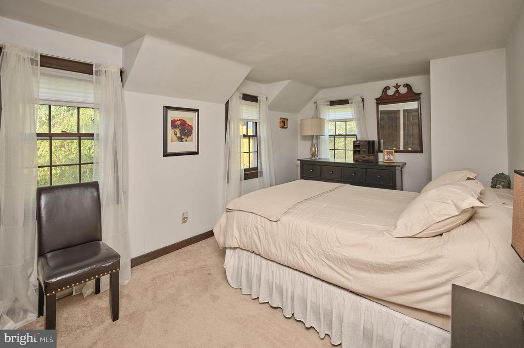 1321 SPENCER ROAD