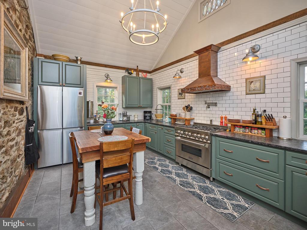 1321 SPENCER ROAD