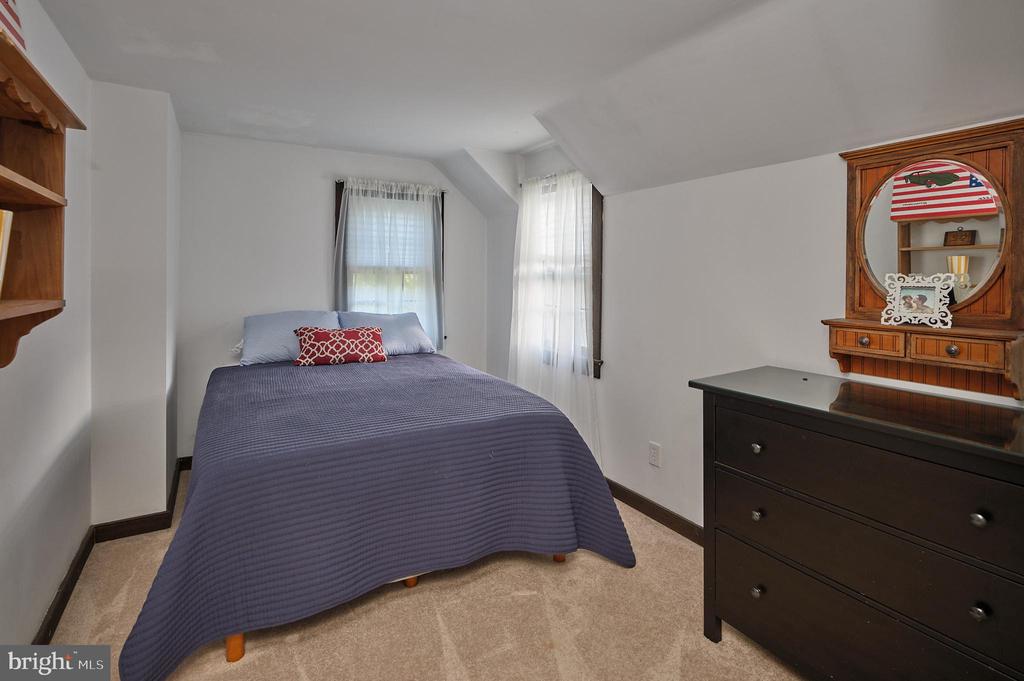 1321 SPENCER ROAD