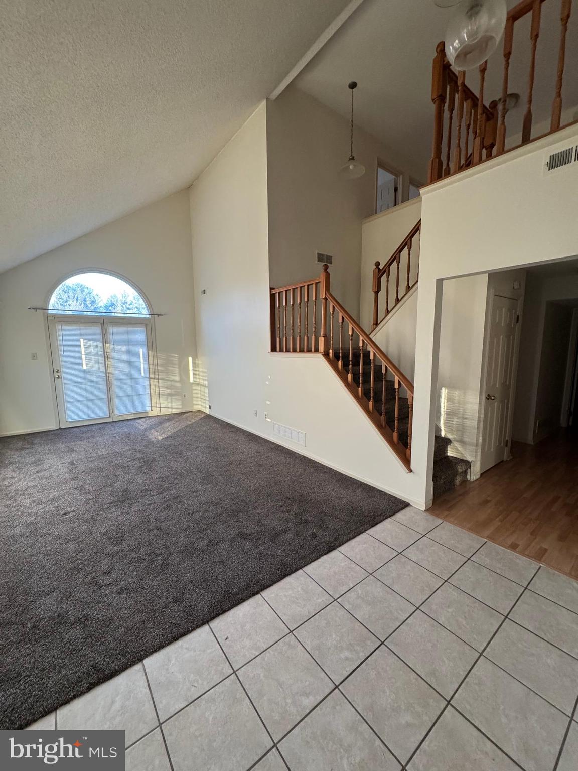 41 WALTON CT